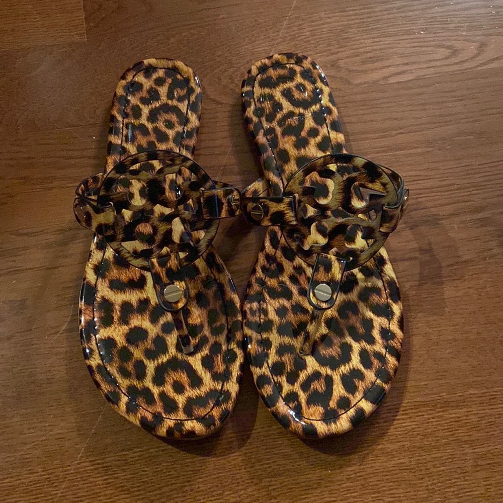 tory burch sandals